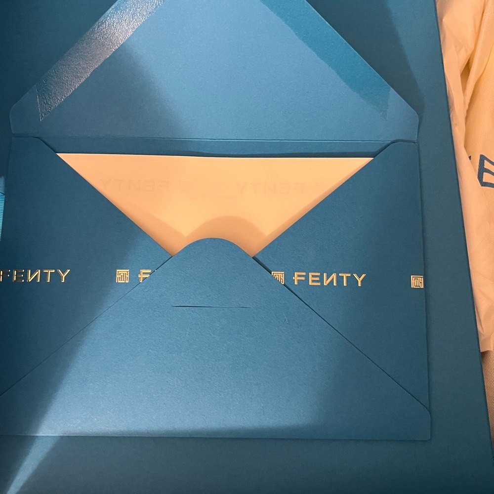 Fenty mint green shoes - Picture 12 of 16